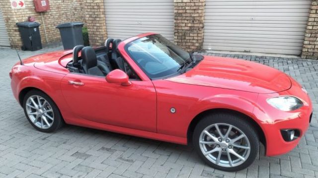 2010 - Mazda MX5 MX5 (Ignatius Du Preez)